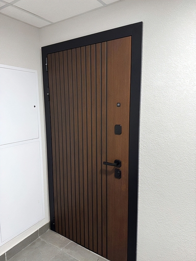 Квартирная дверь МДФ