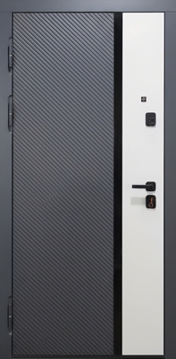 Квартирная входная дверь с панелями МДФ серо-белого цвета