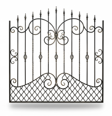 Металлическая кованая решетка для окна с патиной