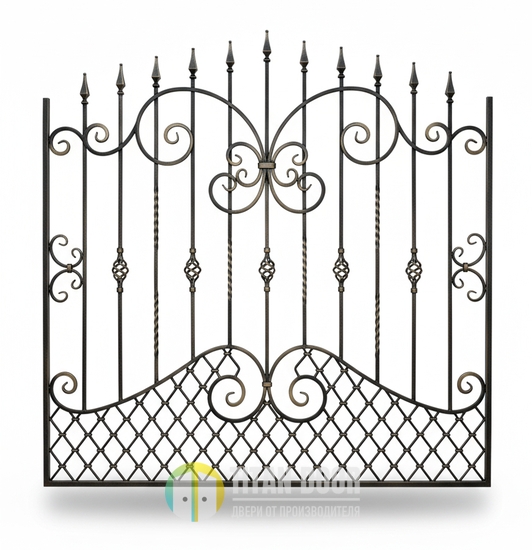 Металлическая кованая решетка для окна с патиной