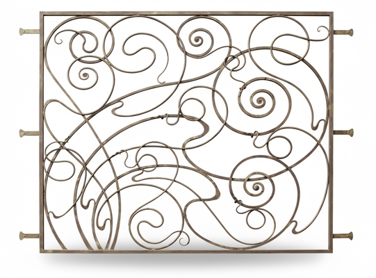 Стальная кованая решетка на окно частного дома